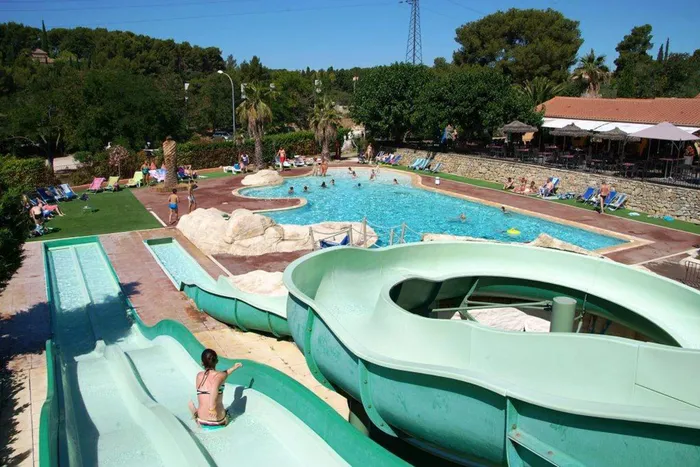 Camping - Sanary-sur-Mer - Provence-Alpes-Côte d'Azur - Mas de Pierredon
