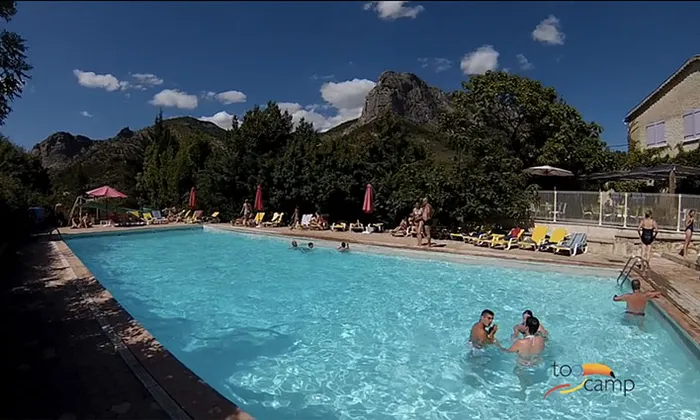 Camping - Orpierre - Provence-Alpes-Côte d'Azur - les Princes d'Orange