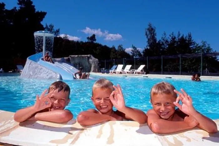 Camping - Saint-Jean-Montclar - Provence-Alpes-Côte d'Azur - L'étoile des Neiges