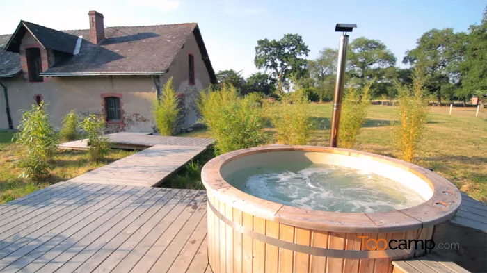 Camping - Saint-Georges-des-Sept-Voies - Pays de Loire - Domaine Ecolodge de Loire