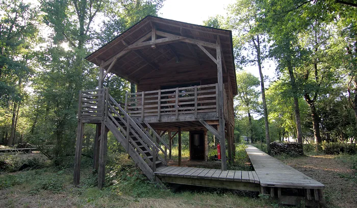 Camping - Saint-Georges-des-Sept-Voies - Pays de Loire - Domaine Ecolodge de Loire