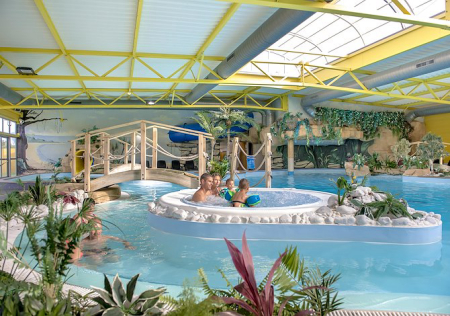 Top campings avec piscine couverte