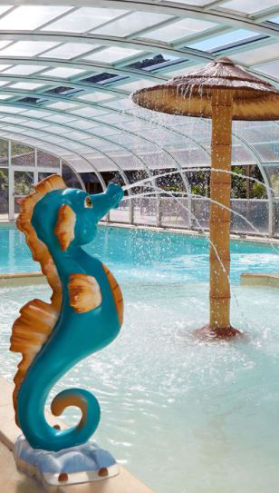 Les meilleurs campings avec piscine couverte