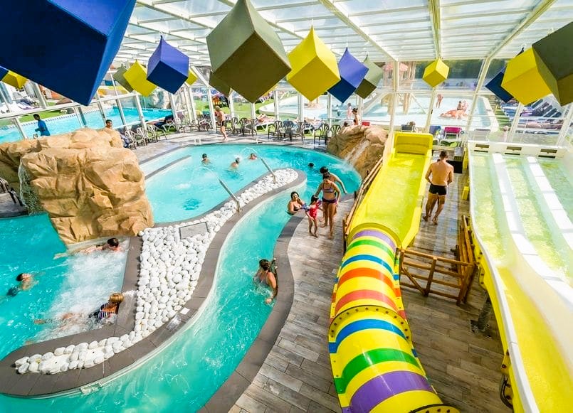 Vendée 5⭐ aux Sables d’Olonne, parc aqua couvert A partir de 243 € la semaine de mai en mobil-home 4 pers. | 6372