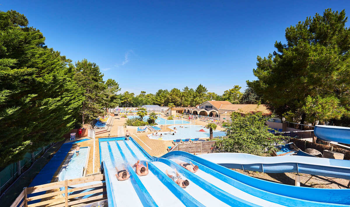 Superdeal Camping -Saint-Jean-de-Monts - Pays de Loire - Le Bois Dormant - dès dès 259 € pour 7 nuits la semaine | 6400