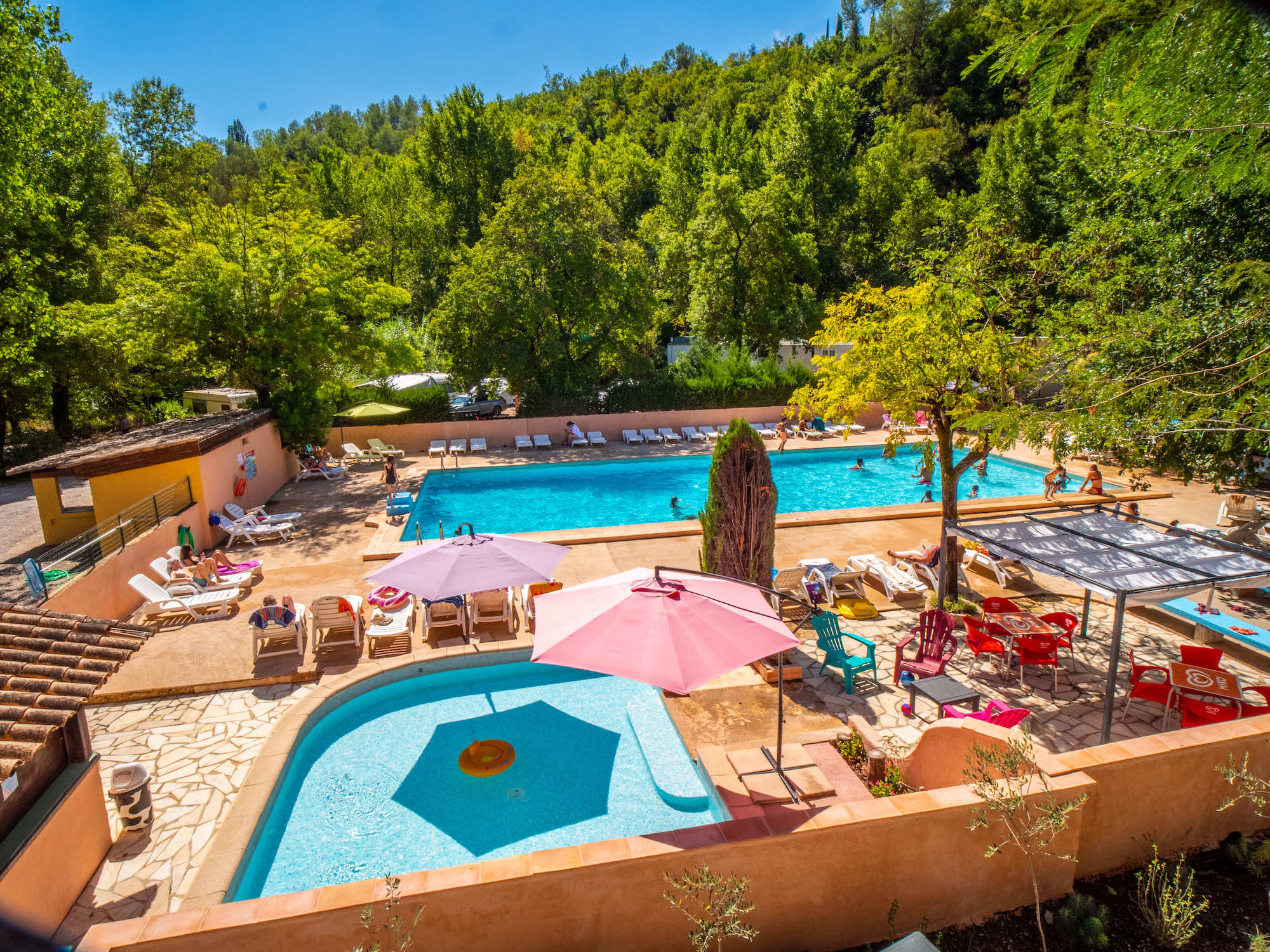 🌿☀️ Séjour nature avec piscine sur la Côte d’Azur À partir de 45 € la nuit en Mobil-home 4 pers.  | 6373