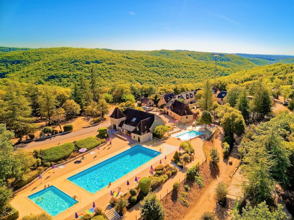 Superdeal Camping -Souillac - Midi-Pyrénées - Domaine de la Paille Basse - dès dès 357 € pour 7 nuits la semaine | 4898 Superdeal Camping -Souillac - Midi-Pyrénées - Domaine de la Paille Basse - dès dès 357 € pour 7 nuits la semaine | 4898