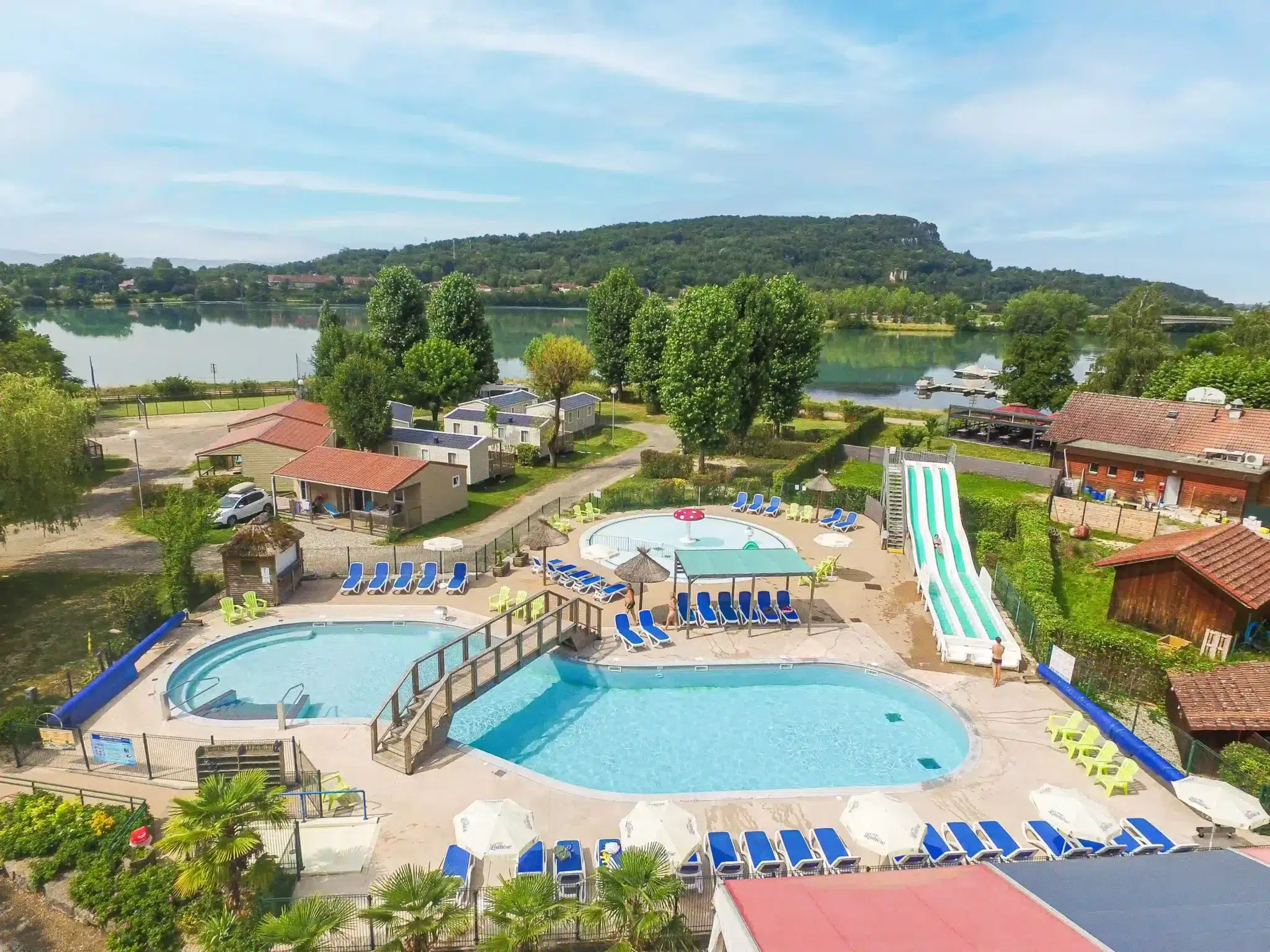 4⭐️ en Bord de Lac avec espace aquatique chauffé -12%* de réduction en juillet | 6361