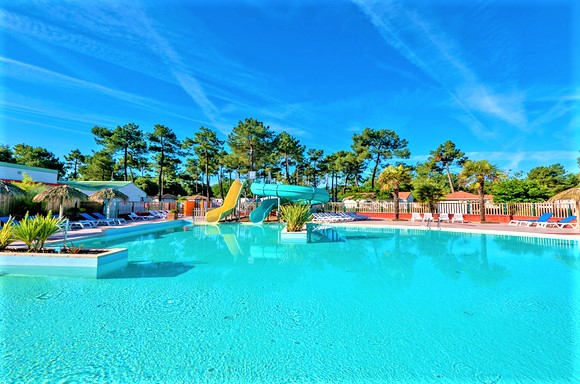 Superdeal Camping -Saint-Jean-de-Monts - Pays de Loire - Le California - dès dès 273 € pour 7 nuits la semaine | 4551 Superdeal Camping -Saint-Jean-de-Monts - Pays de Loire - Le California - dès dès 273 € pour 7 nuits la semaine | 4551