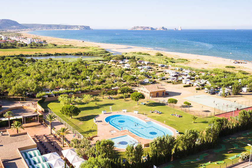 Superdeal Camping -Pals - Costa Brava - Playa Brava - dès dès 385 la semaine la semaine | 1942 Superdeal Camping -Pals - Costa Brava - Playa Brava - dès dès 385 la semaine la semaine | 1942